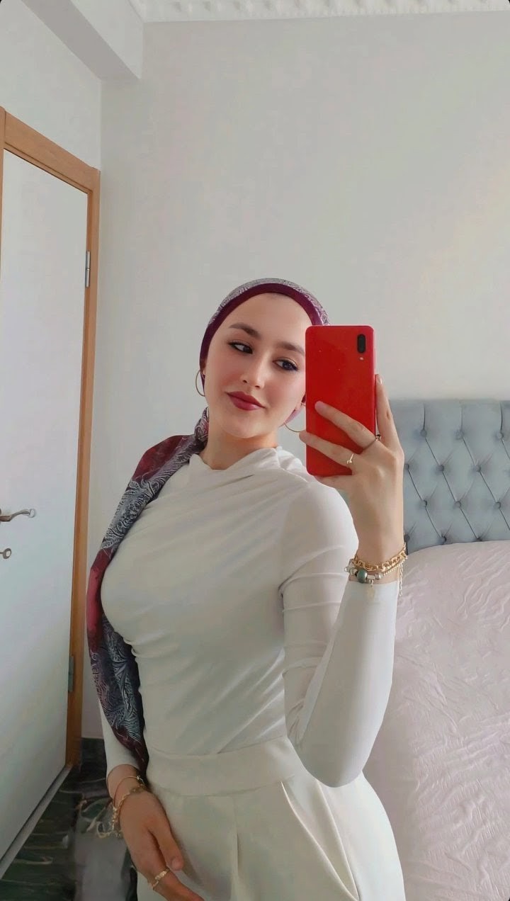 Kefeli Saatlik Görüşen Escort Kübra