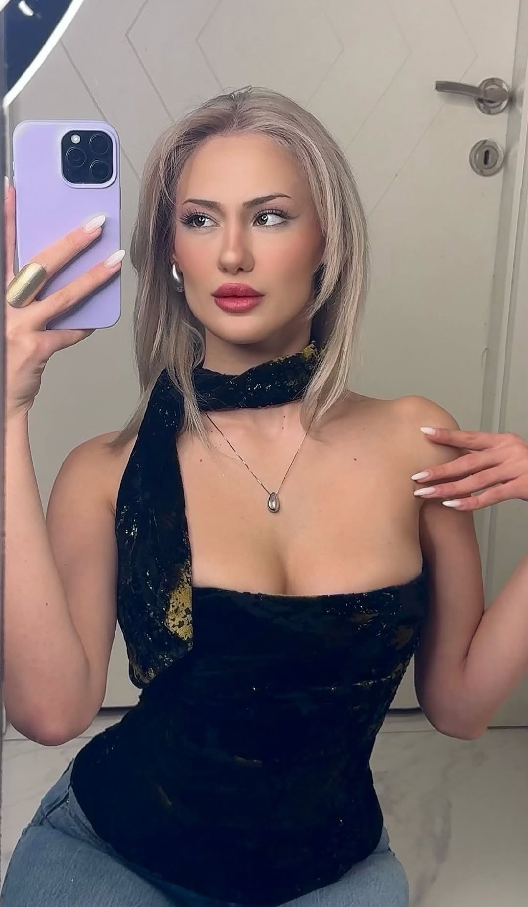 Fatih Merkez Bayan Escort Beyaz