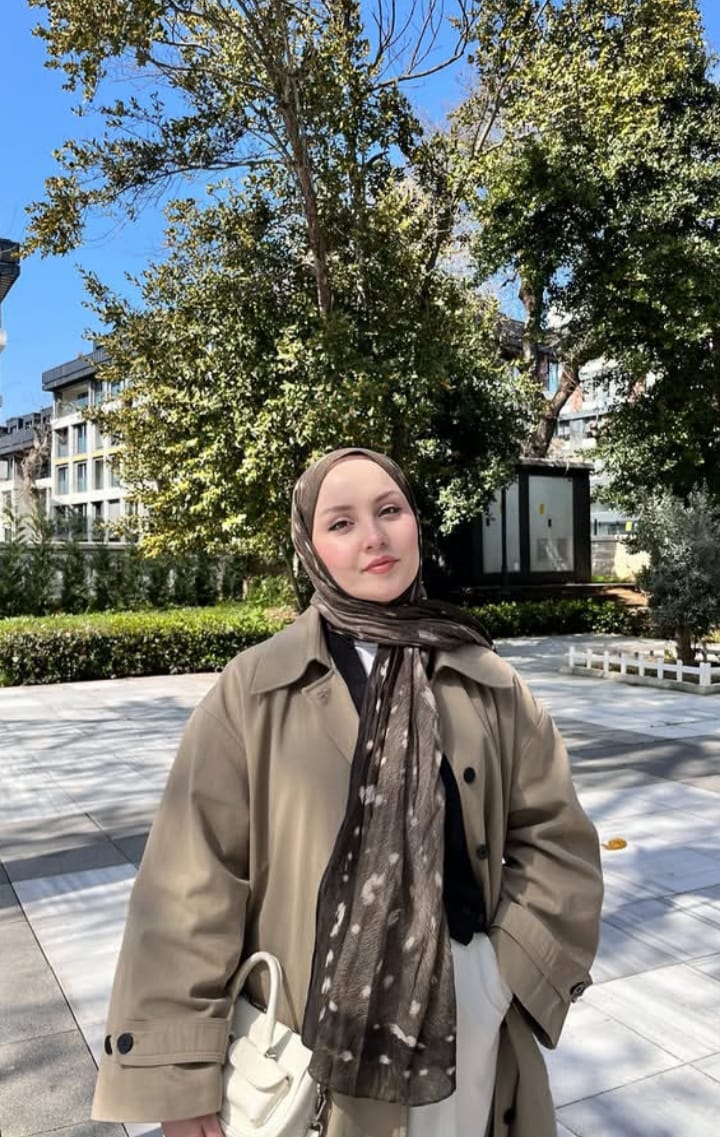 Kavaközü Zeki ve Nazik Kadın Escort Sevinç