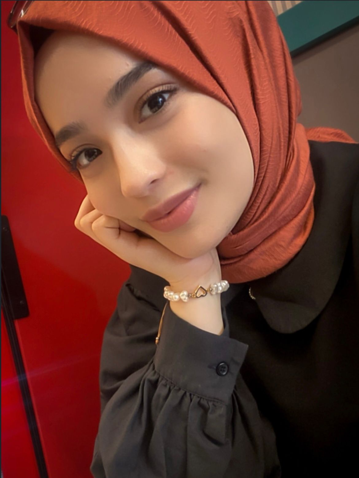 Hacısait Partner Bayan Escort Zeynep